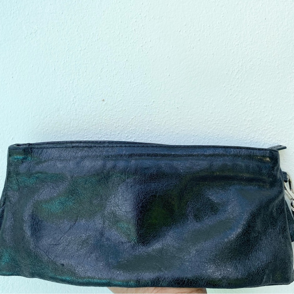 Y2K 100% Genuine Leather Black Ruffle Wristlet - Picture 4 of 6